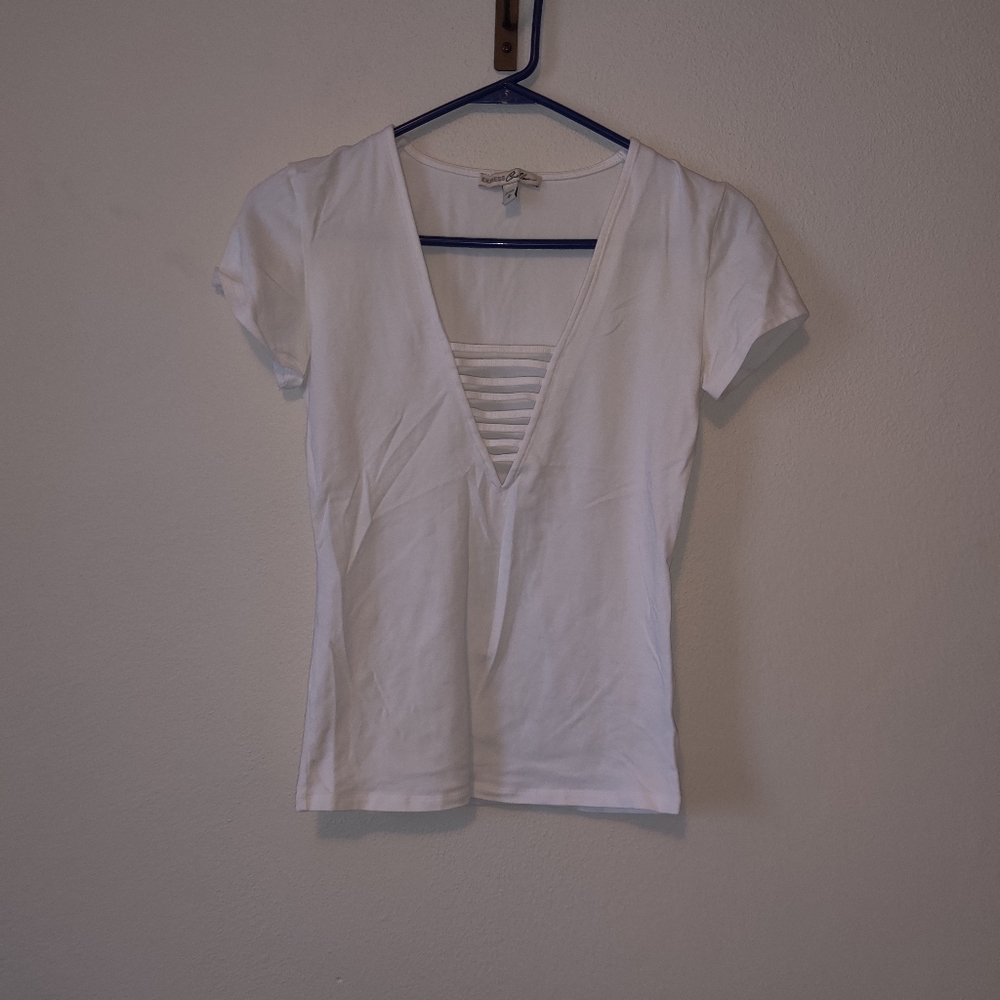 Low cut top